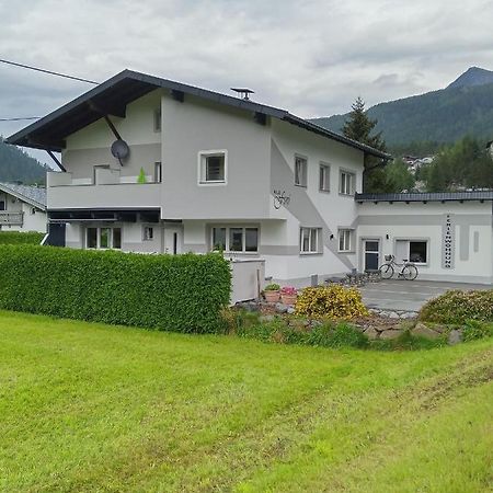Haus Fini Appartement Längenfeld Buitenkant foto