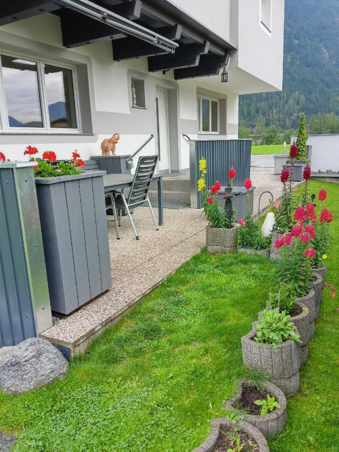 Haus Fini Appartement Längenfeld Buitenkant foto