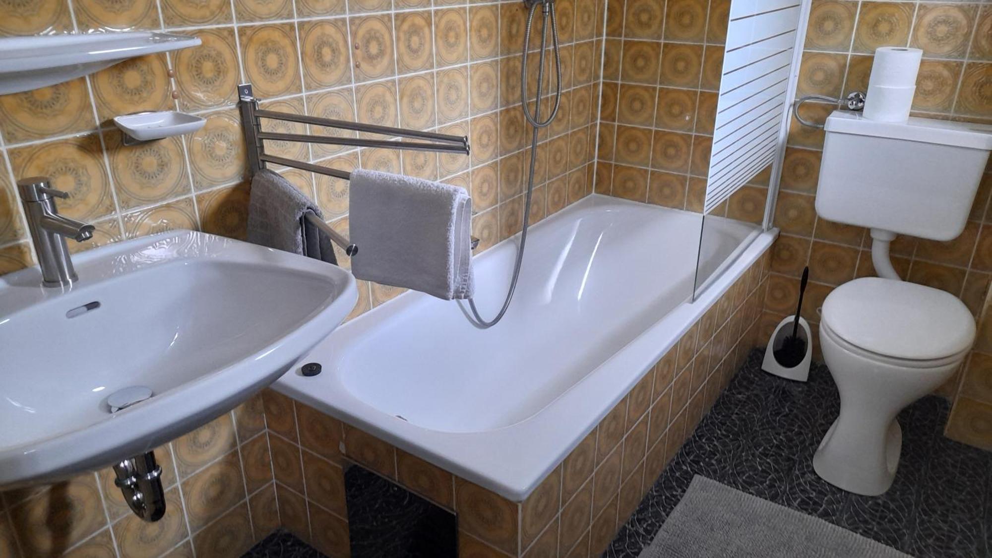 Haus Fini Appartement Längenfeld Buitenkant foto